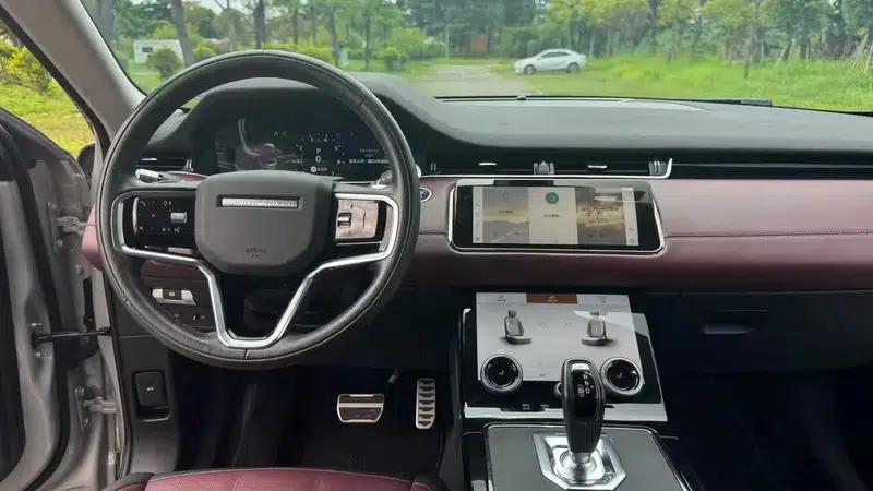 Range Rover Evoque 2021 Model: Evoque L 249PS R-Dynamic First Edition — миниатюра 13