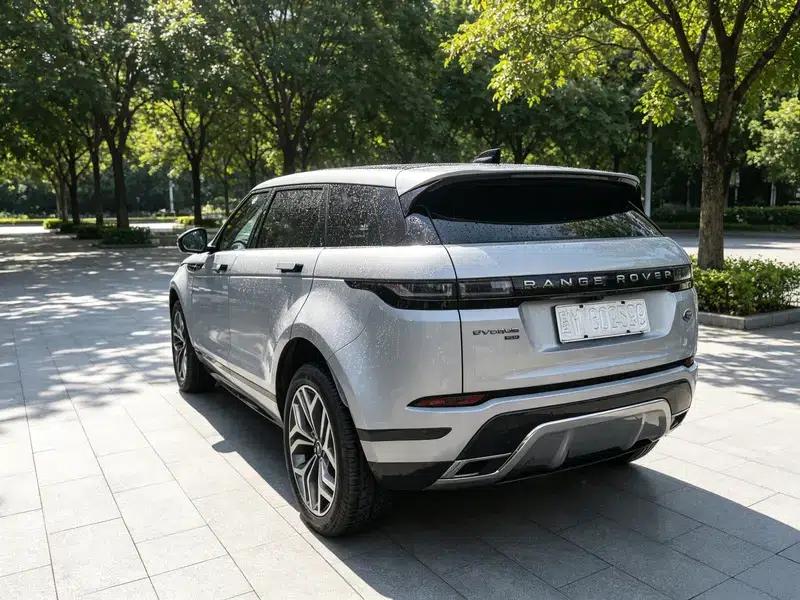 Range Rover Evoque 2021 Model: Evoque L 249PS R-Dynamic HSE Luxury Edition — миниатюра 4