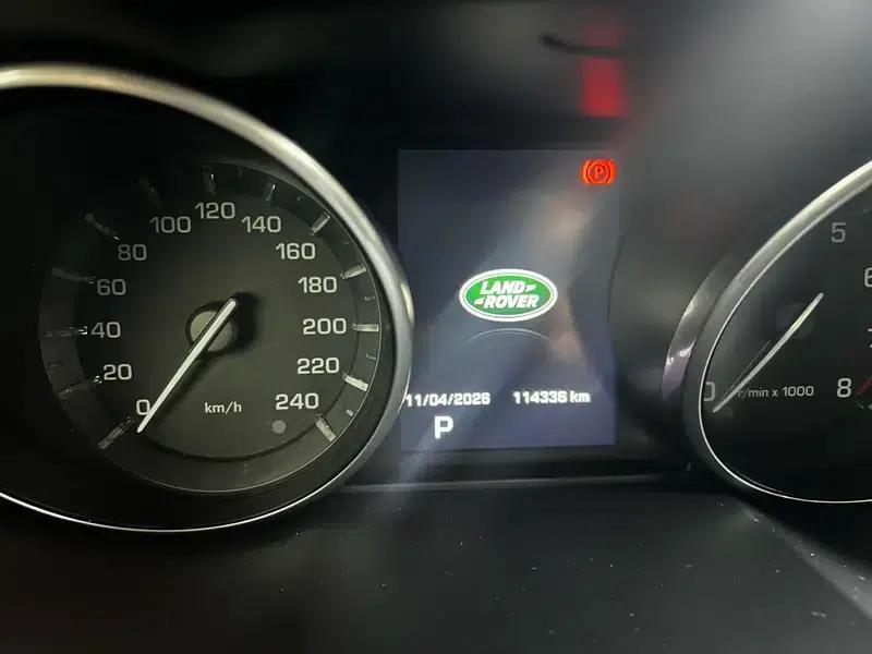Range Rover Evoque 2015 2.0T 5-Door Smart Edition — миниатюра 8