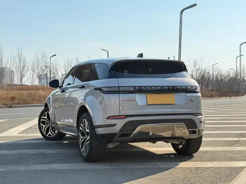 2024 Range Rover Evoque L 2.0T SE Luxury Edition — миниатюра 4
