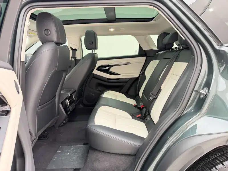 Range Rover Evoque 2021 Model: Evoque L 249PS R-Dynamic First Edition — миниатюра 23