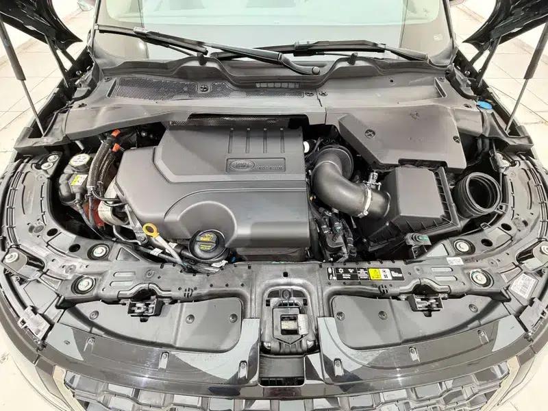 Range Rover Evoque 2021 Model: Evoque L 249PS R-Dynamic First Edition — миниатюра 9