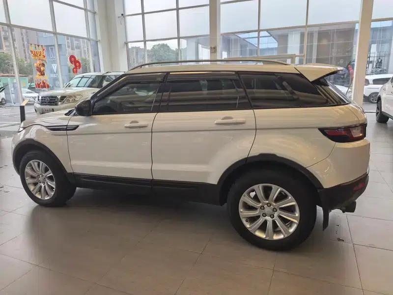 Range Rover Evoque 2016 2.0T SE PLUS Smart Edition — миниатюра 8