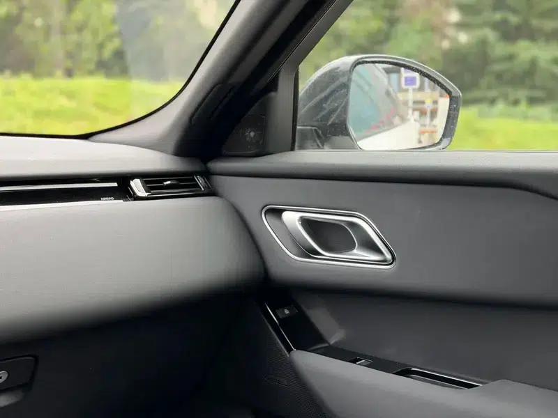 Range Rover Velar 2025 Dynamic SE — миниатюра 12