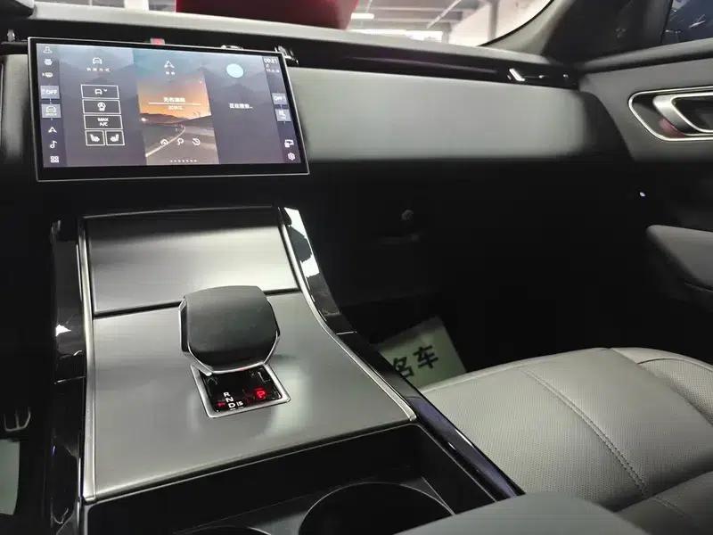 Range Rover Velar 2024 Dynamic SE — миниатюра 9