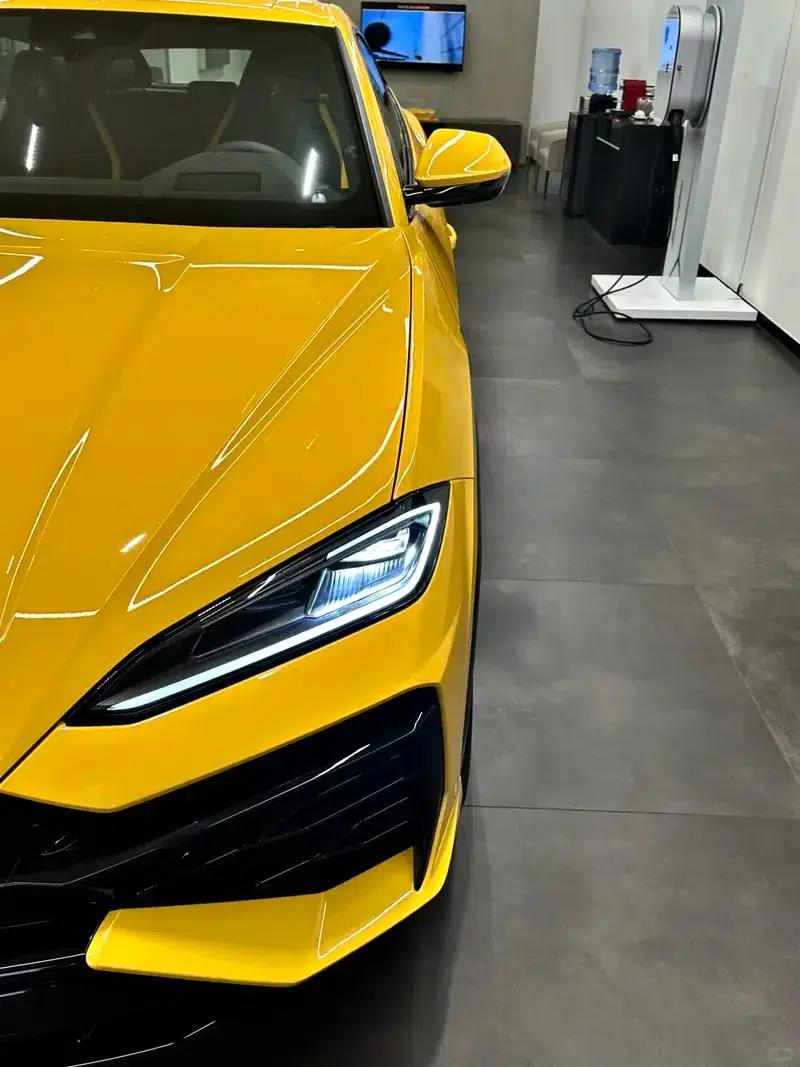 2025 Urus SE 4.0T Standard Edition — миниатюра 6