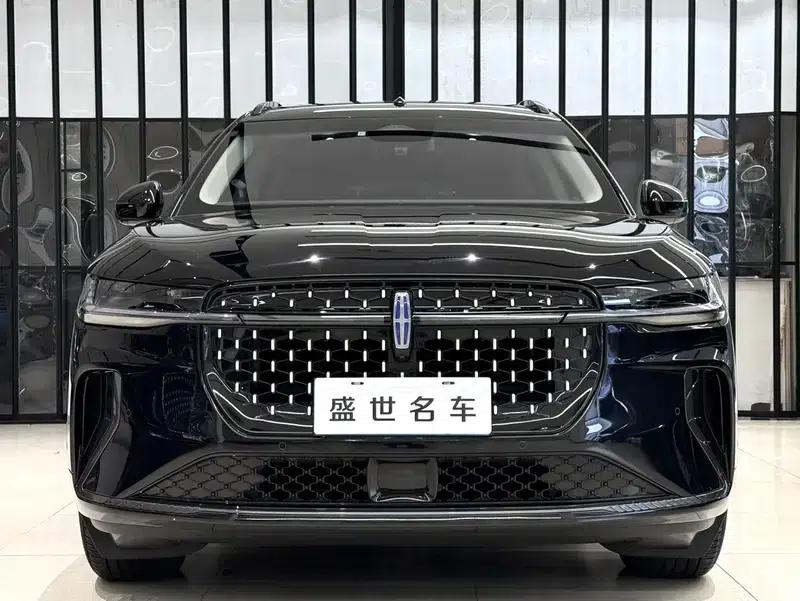 Navigator 2023 2.0T AWD Hybrid Premium Edition — миниатюра 2