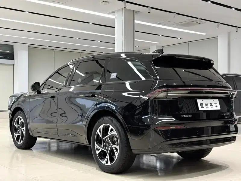 Navigator 2023 2.0T AWD Hybrid Premium Edition — миниатюра 4