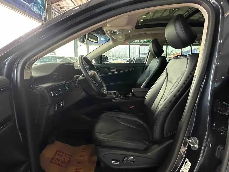 Navigator 2021 2.0T AWD Premium Edition — миниатюра 13