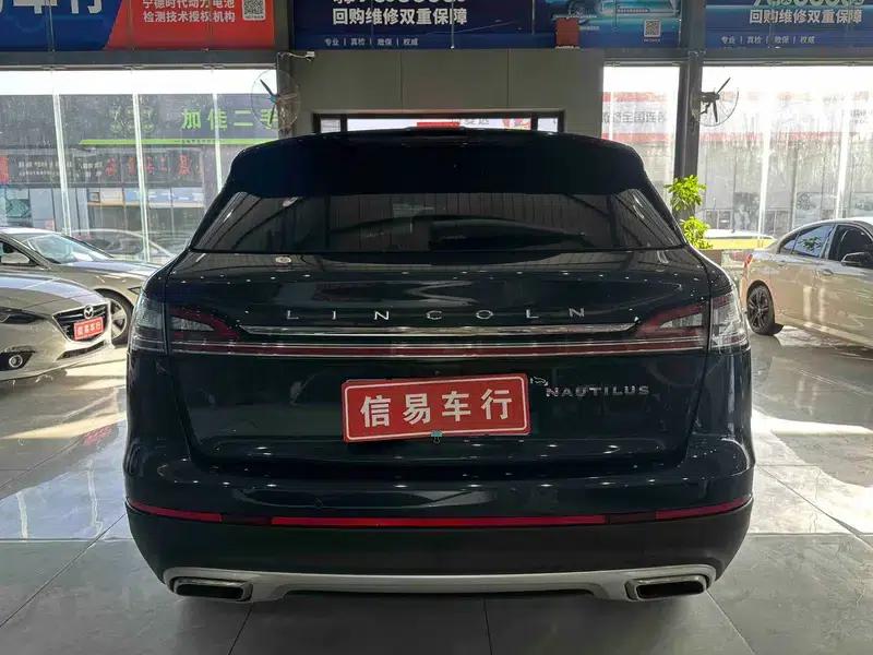 Navigator 2021 2.0T AWD Premium Edition — миниатюра 5