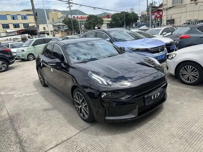 Lynk & Co 03 2019 1.5TD DCT Pro Edition — миниатюра 3