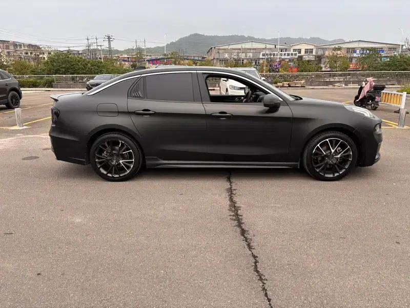 Lynk & Co 03 2019 Facelift 1.5TD DCT Sport Edition — миниатюра 7