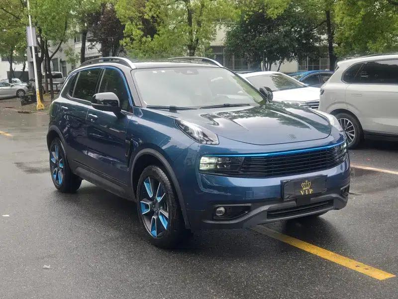 Lynk & Co 01 2017 2.0T 2WD Pro Edition — миниатюра 3