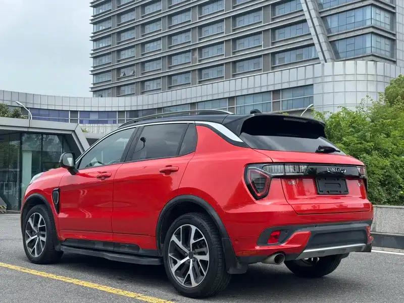 Lynk & Co 01 2017 2.0T AWD Pro Edition — миниатюра 4