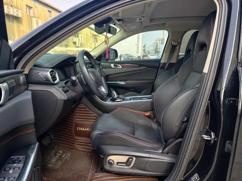 Lynk & Co 01 2019 2.0T AWD Pro Edition (China VI Emission Standard) — миниатюра 11