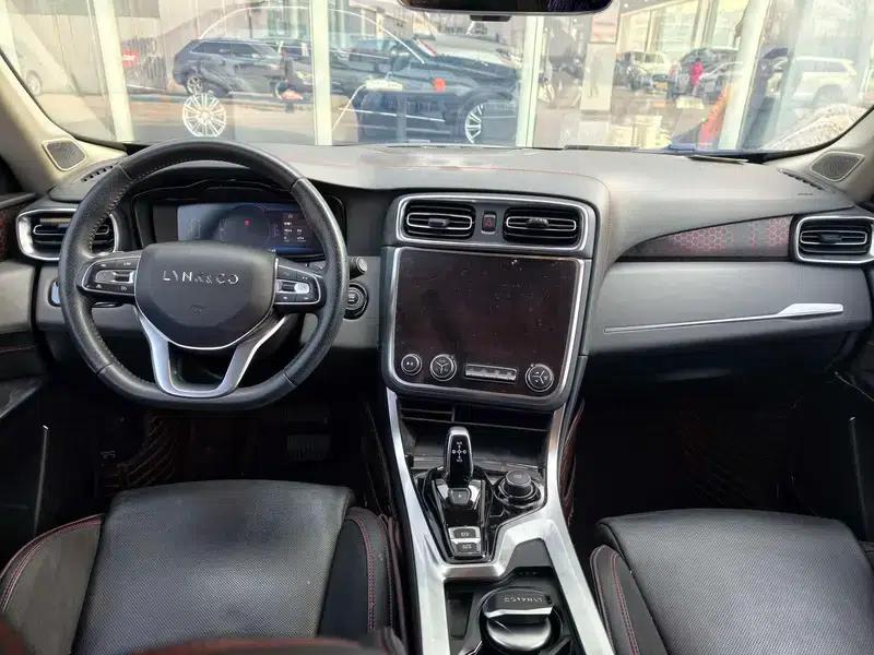 Lynk & Co 01 2019 2.0T AWD Pro Edition (China VI Emission Standard) — миниатюра 7