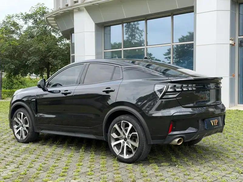 Lynk & Co 05 2020 2.0TD AWD Plus — миниатюра 4