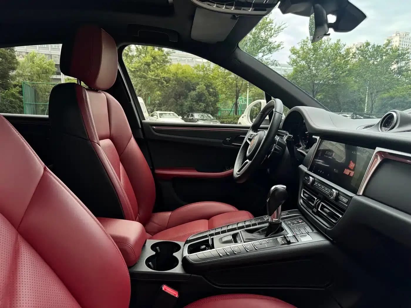 2018 Macan 2.0T — миниатюра 19