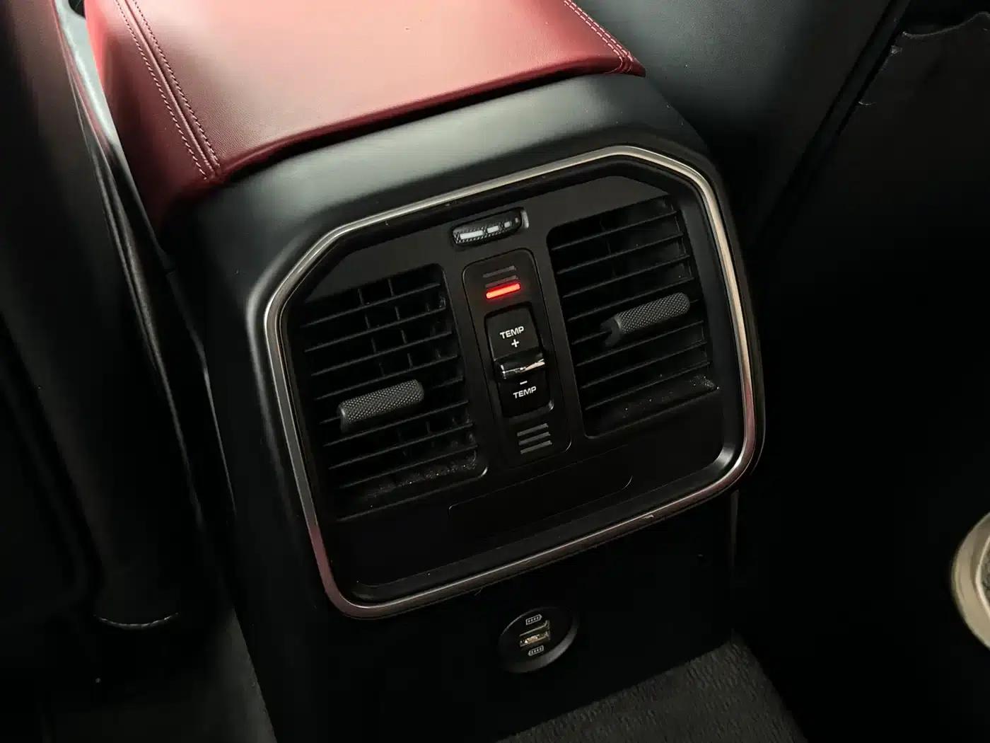 2018 Macan 2.0T — миниатюра 21