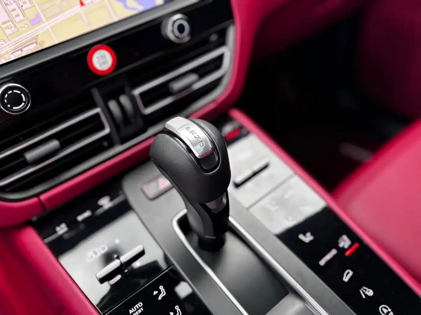 2022 Macan 2.0T — миниатюра 19