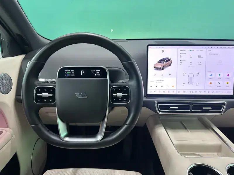 Li Auto L9 2022 Max Edition — миниатюра 26