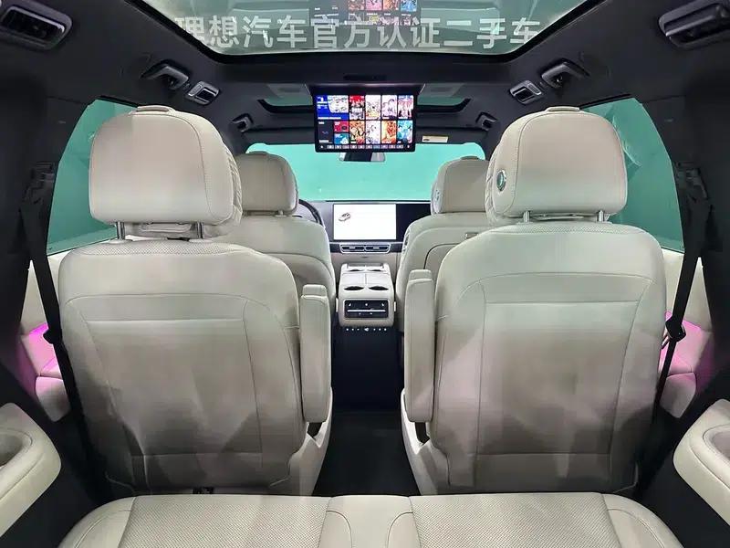 Li Auto L9 2022 Max Edition — миниатюра 29