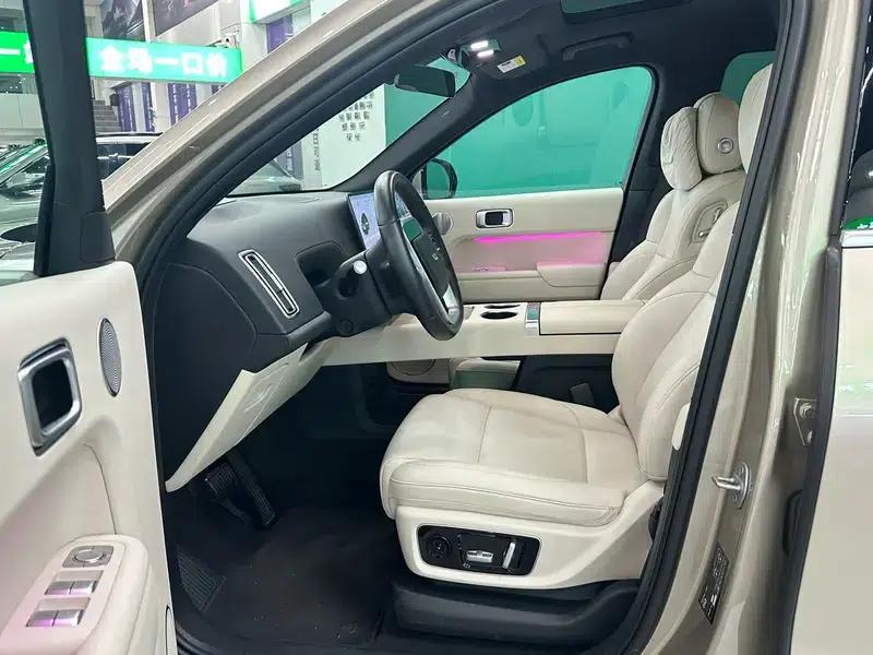 Li Auto L9 2022 Max Edition — миниатюра 30
