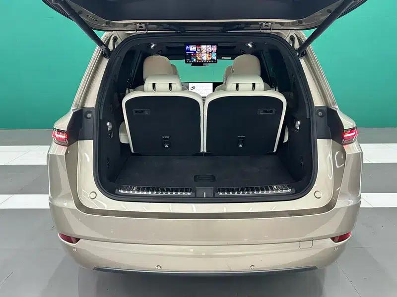 Li Auto L9 2022 Max Edition — миниатюра 41