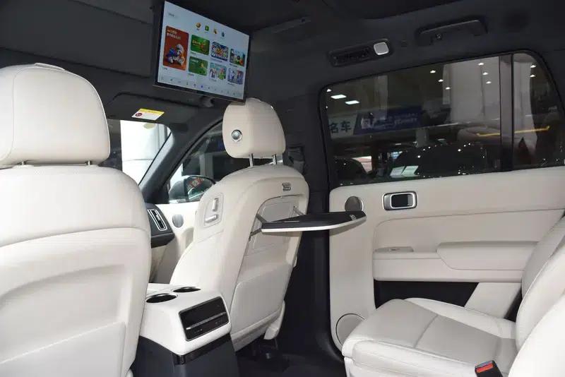 Li Auto L9 2022 Max Edition — миниатюра 16