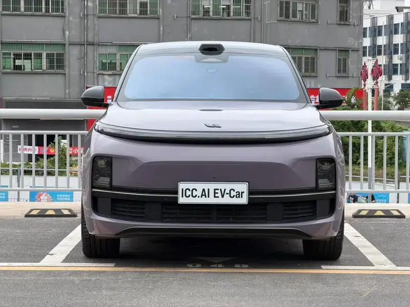 Li Auto L9 2022 Max Edition — миниатюра 2