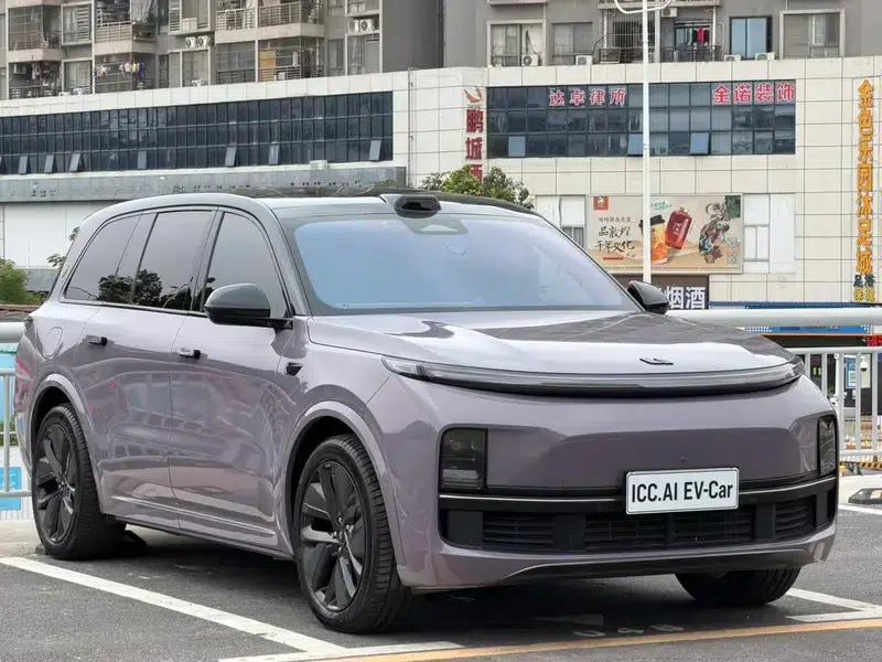 Li Auto L9 2022 Max Edition — миниатюра 8