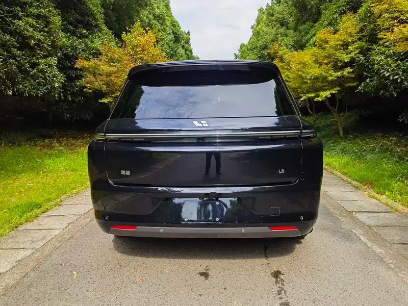 Li Auto L8 2023 Air Edition — миниатюра 5