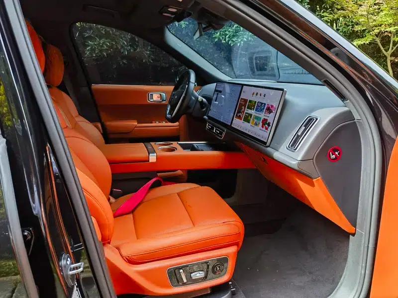 Li Auto L8 2023 Air Edition — миниатюра 10