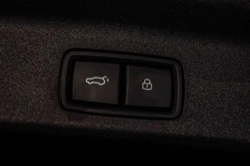 Li Auto L8 2023 Max Edition — миниатюра 12