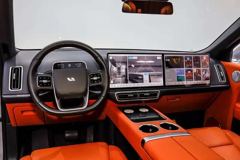 Li Auto L8 2023 Max Edition — миниатюра 28