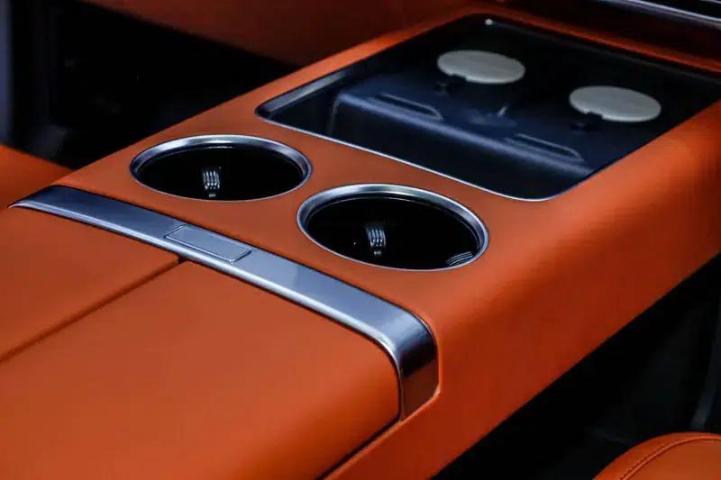 Li Auto L8 2023 Max Edition — миниатюра 38