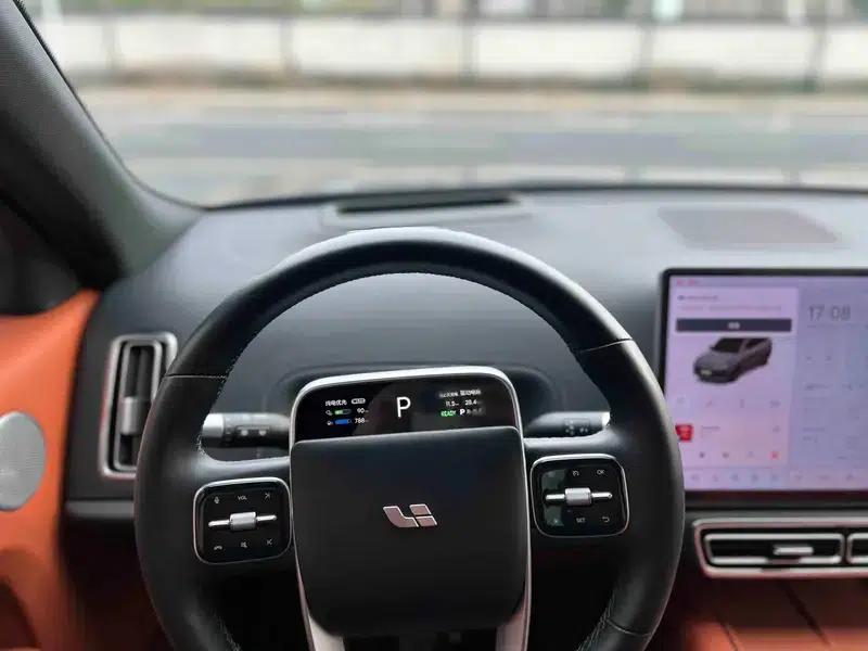 Li Auto L8 2023 Pro Edition — миниатюра 12