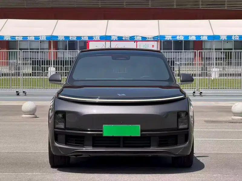 Li Auto L8 2023 Pro Edition — миниатюра 2