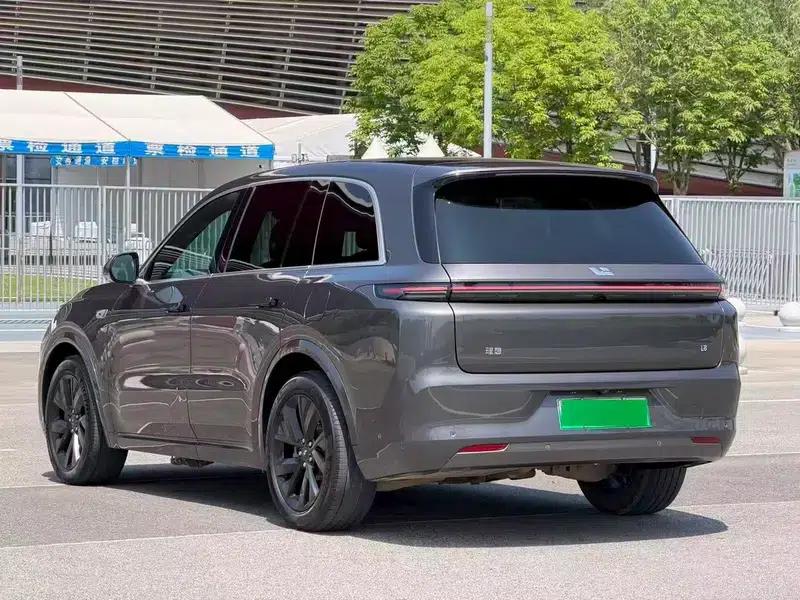 Li Auto L8 2023 Pro Edition — миниатюра 4