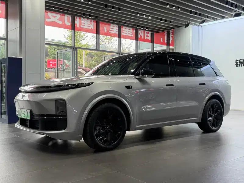 Li Auto L8 2023 Air Edition — миниатюра 1