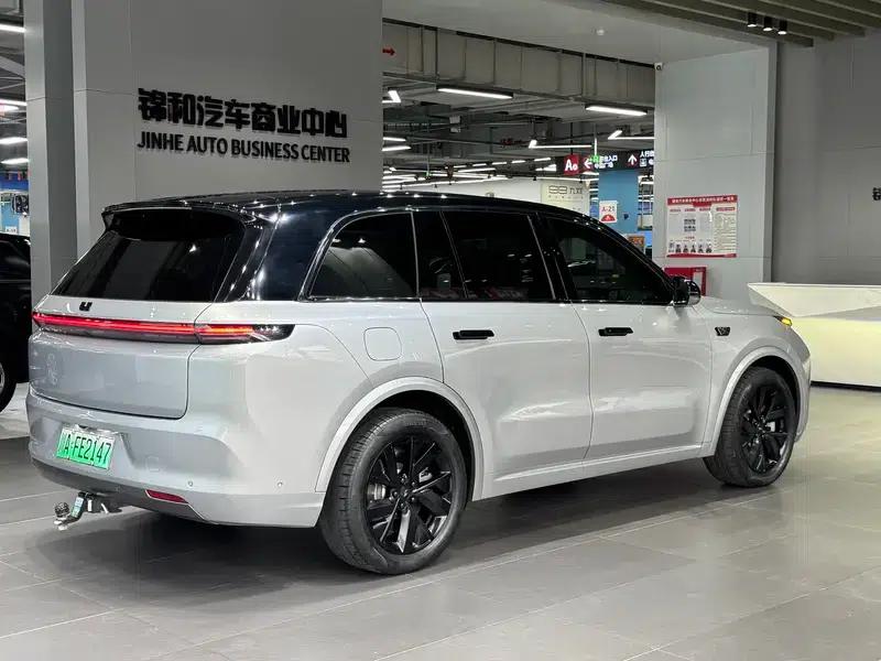 Li Auto L8 2023 Air Edition — миниатюра 6