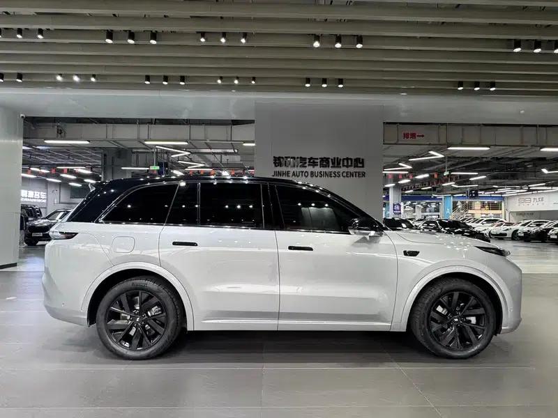 Li Auto L8 2023 Air Edition — миниатюра 7