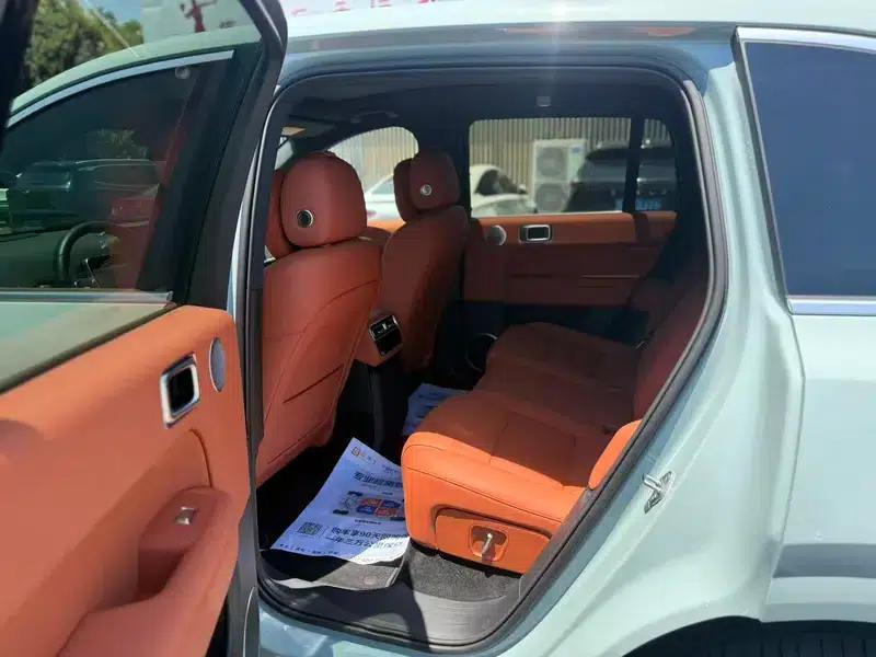Li Auto L6 2025 Pro Smart Renewal Edition — миниатюра 11