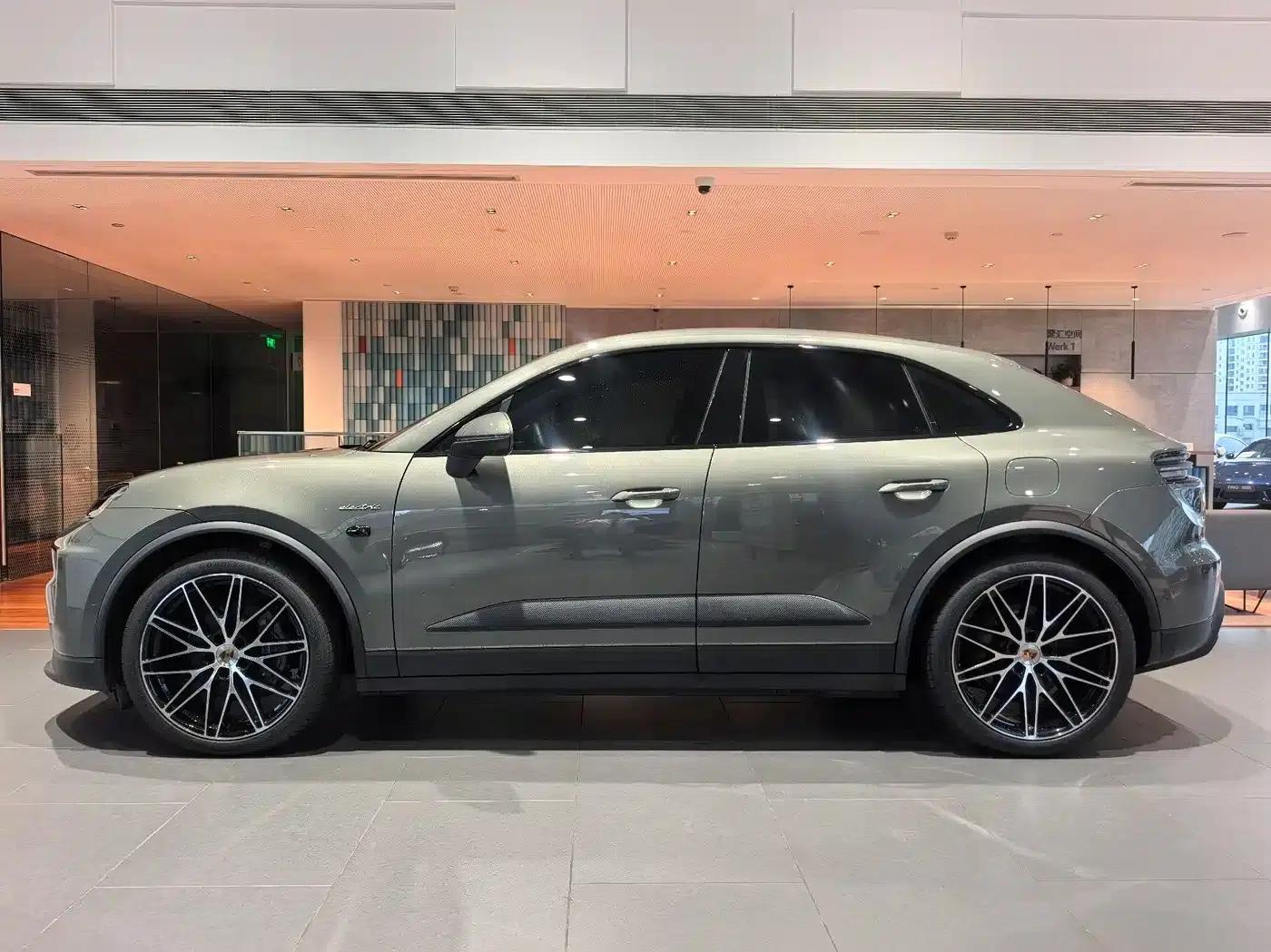 2024 Macan New Energy Macan Long Range Version — миниатюра 3