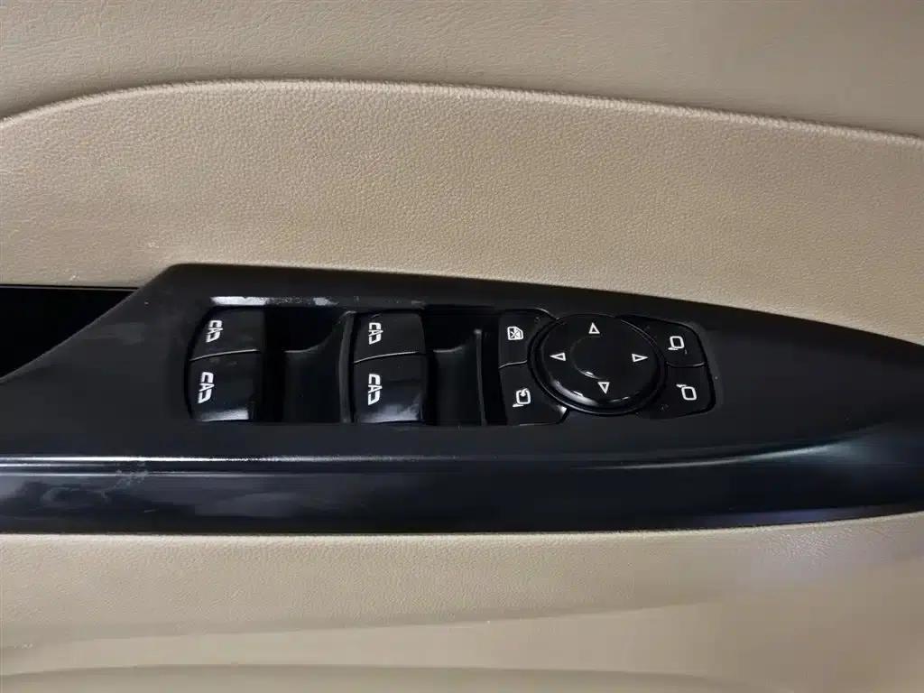 Buick GL8 2018 ES 28T Luxury Edition (China VI Emission Standard) — миниатюра 9