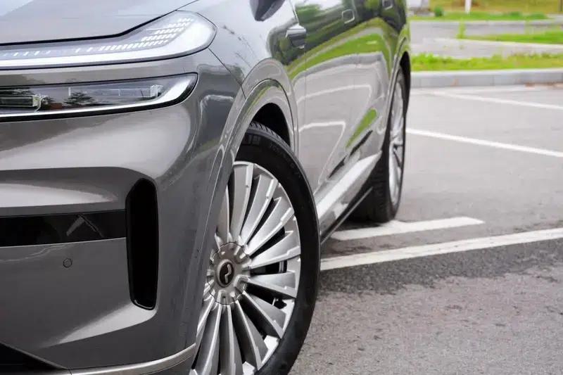 2025 Audi L90 Six-Seat Ultra — миниатюра 15