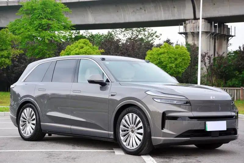 2025 Audi L90 Six-Seat Ultra — миниатюра 3