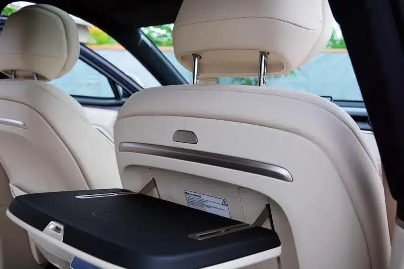 2025 Audi L90 Six-Seat Ultra — миниатюра 30