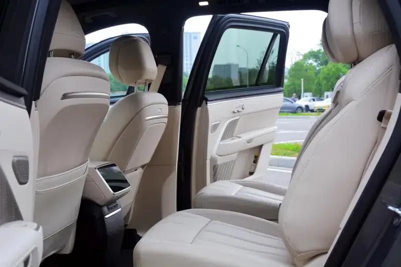 2025 Audi L90 Six-Seat Ultra — миниатюра 37