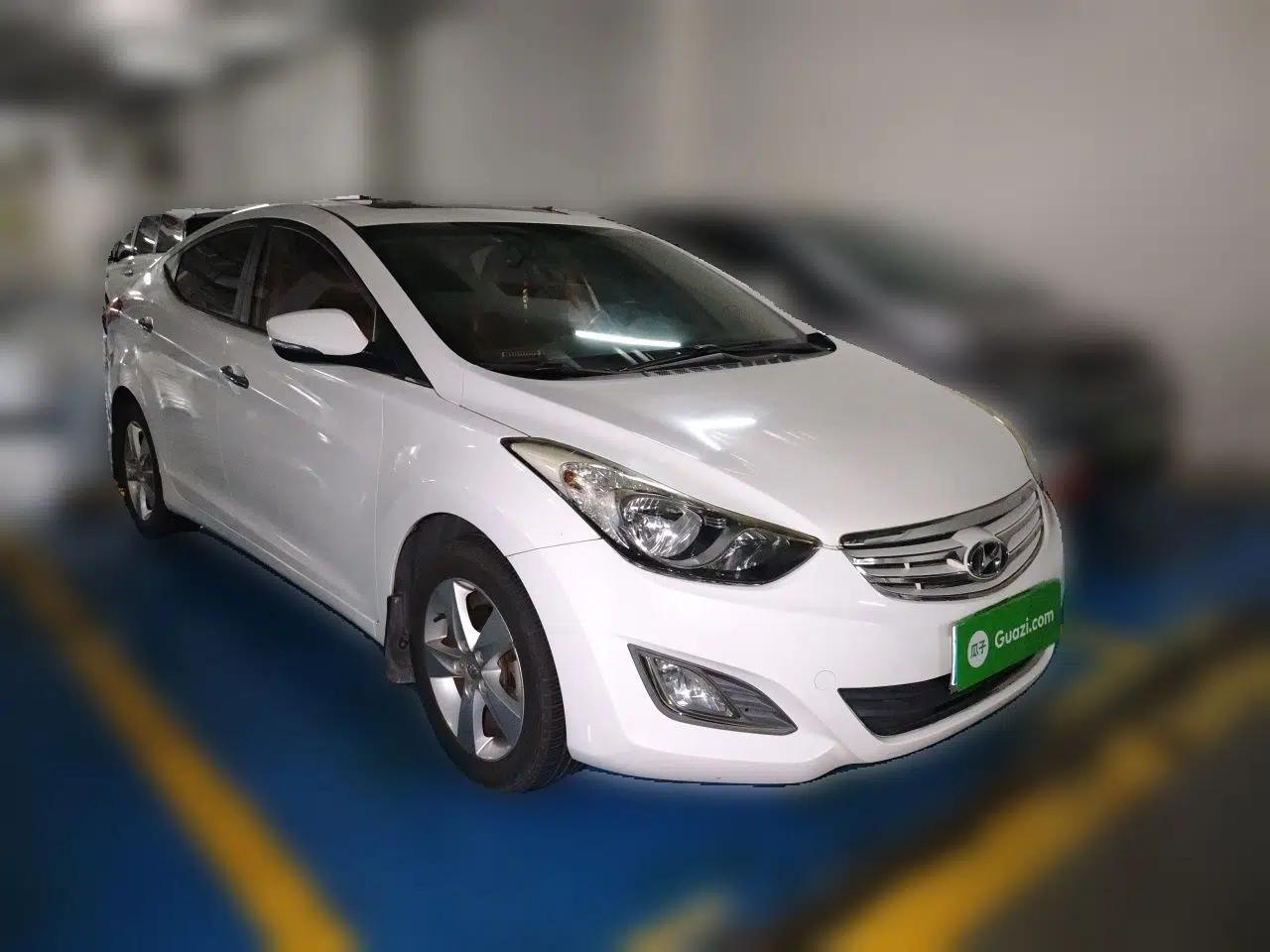 Hyundai Elantra (5th Generation / Langdong) 2013 1.6L Automatic Leading Model — миниатюра 3